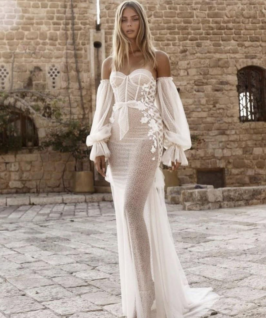 2021 Wedding Trends. Big sleeve gowns.